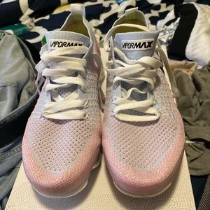 Women’s vapor max